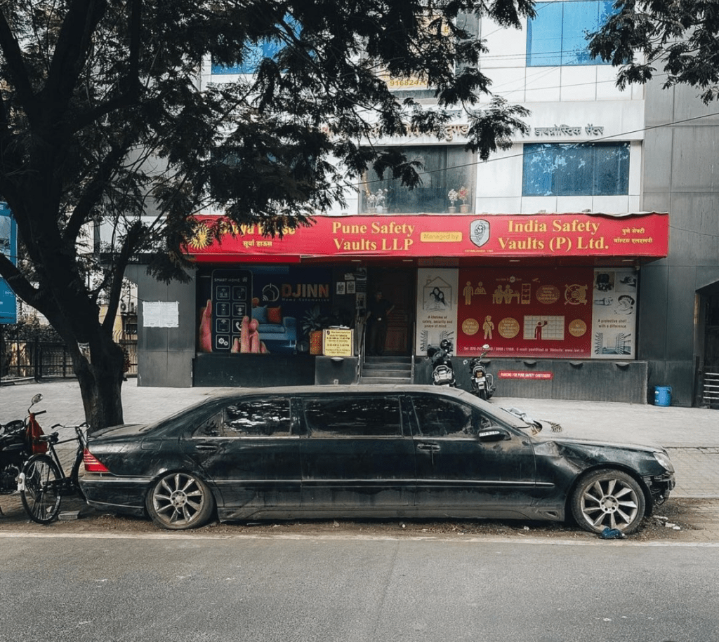 Abandoned Mercedes in Pune