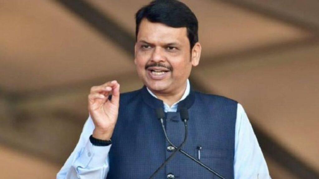 Devendra Fadnavis offers to resign