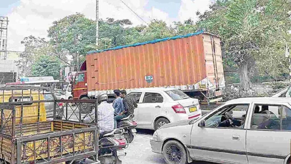 Heavy vehicles banned in Lonavala