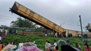 Kanchanjungha Express collides with goods train