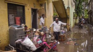 CM Shinde orders cleanliness drive