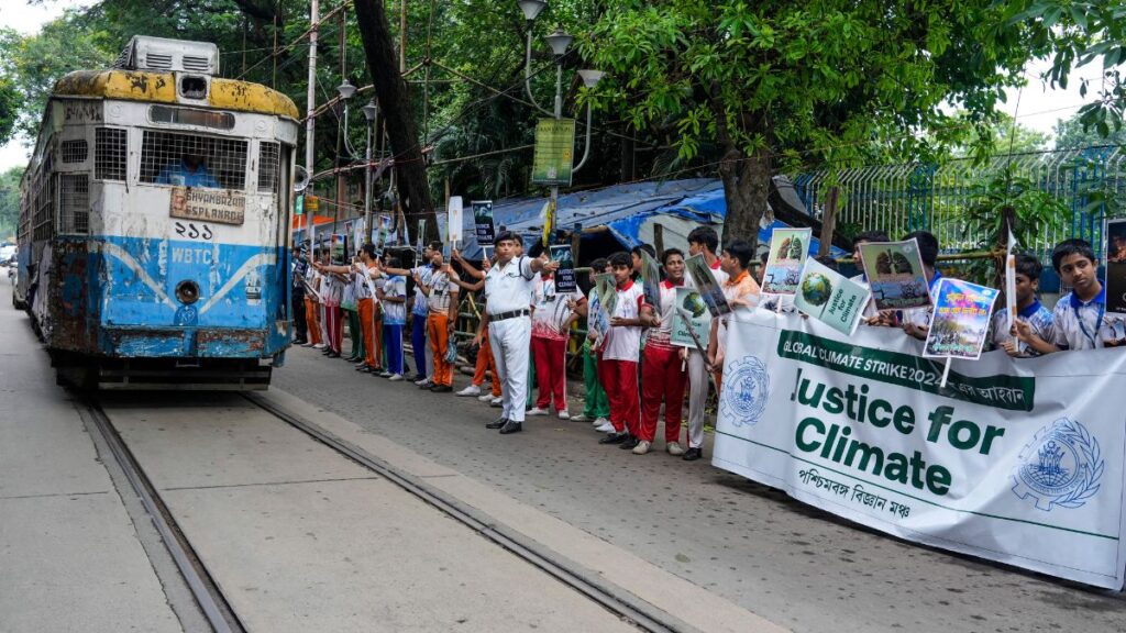 Kolkata's iconic trams discontinuation