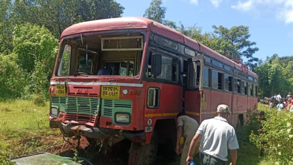 ST Bus Accident in Bhor