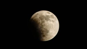 last lunar eclipse this year