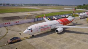 Tata Curvv makes history by pulling a 48-tonne Boeing 737 aircraft