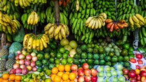 Fruit prices surge in Pune