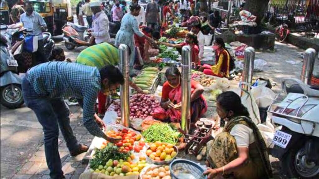 PMC shuts unauthorised vegetable markets in Aundh Baner