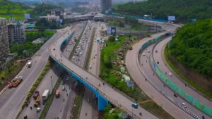 Pune Chandani Chowk flyover signboard installation